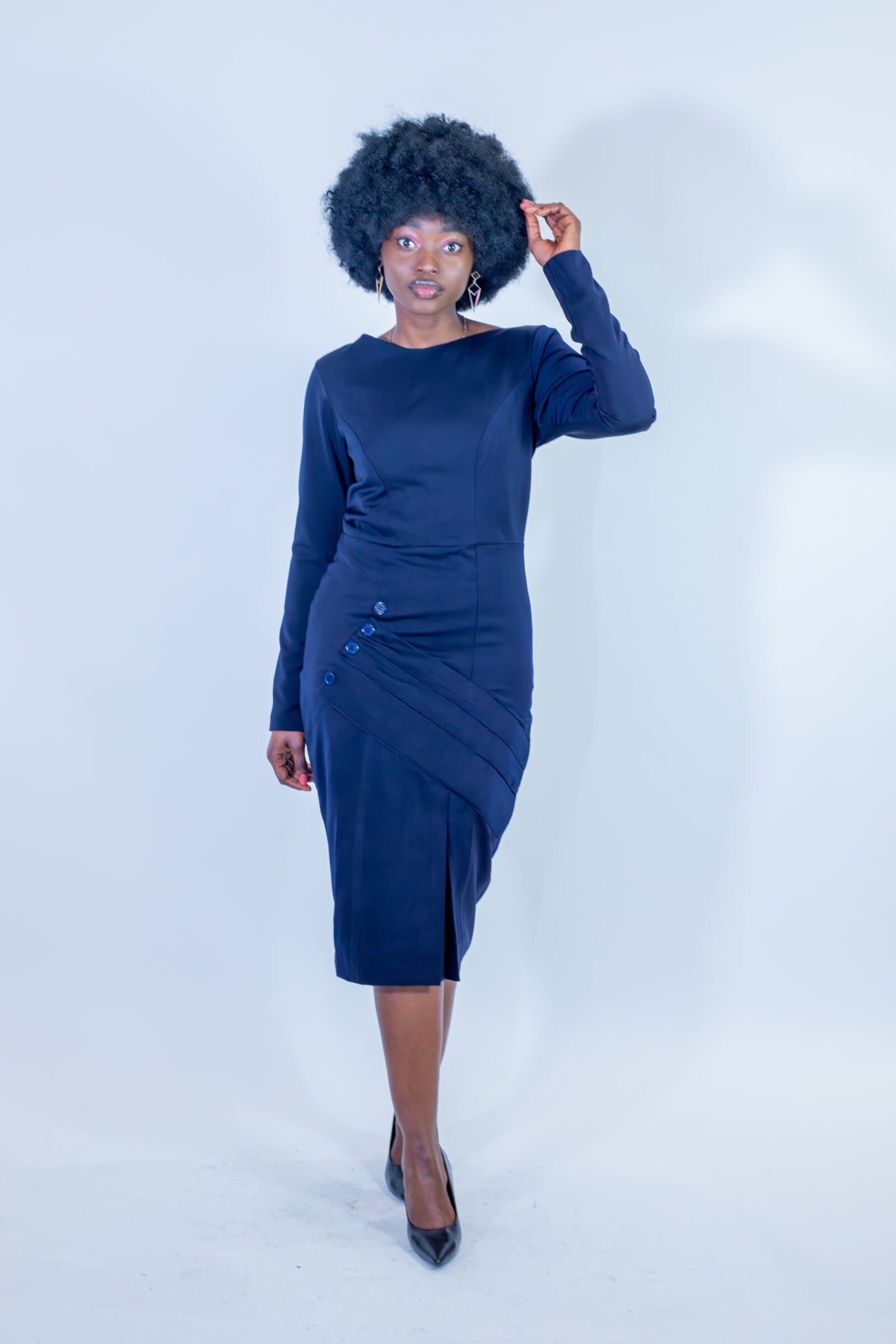 robe décolleté souverain – reine myriam (copie)